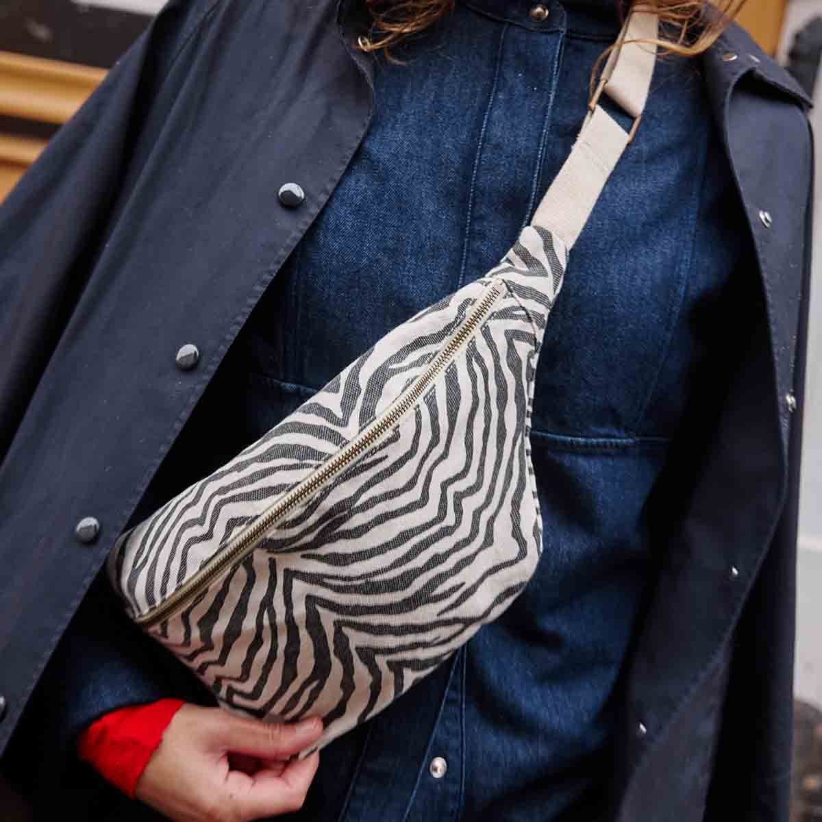 Bauchtasche Elisa Zebra Beige
