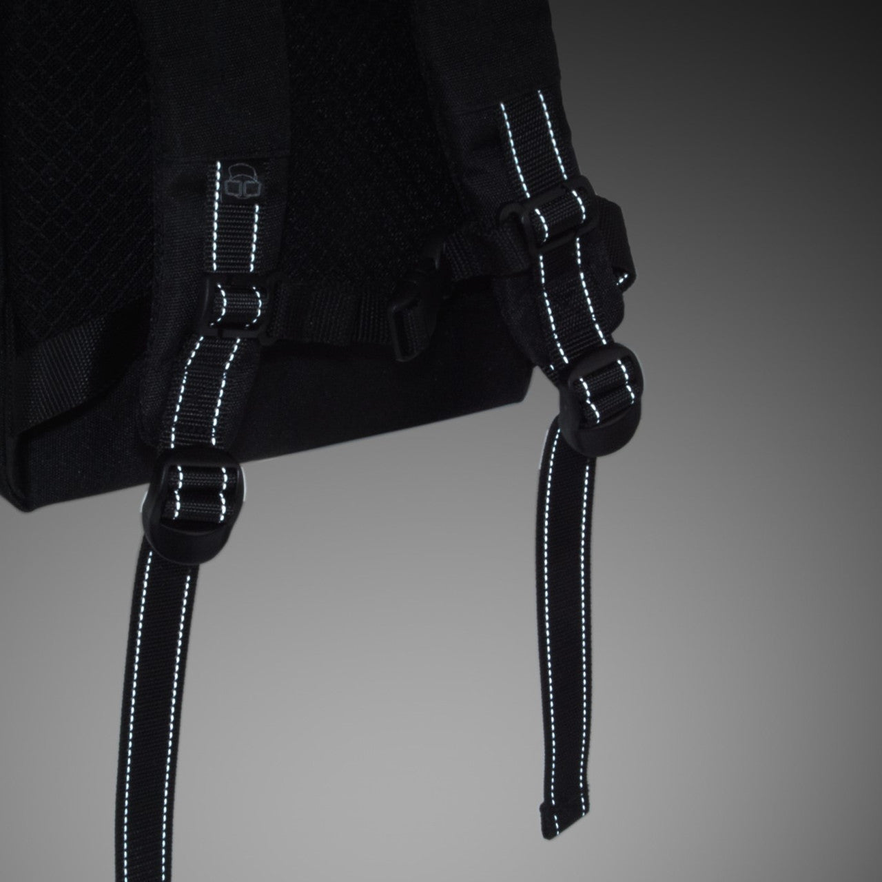 Kinderrucksack Rolltop Aaron schwarz