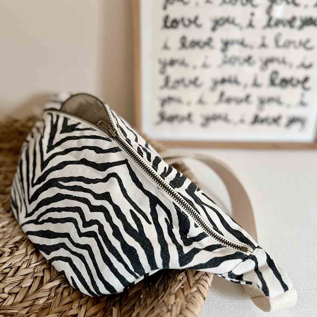 Bauchtasche Elisa Zebra Beige