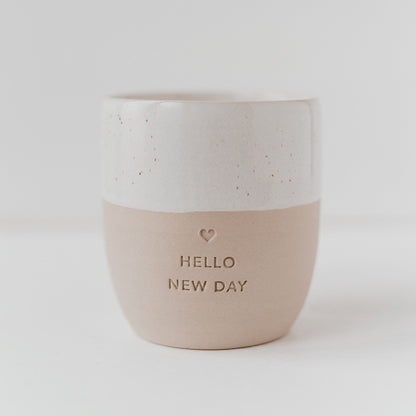 Becher Hello New Day