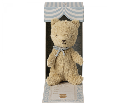 Mein erster Teddy  Sand