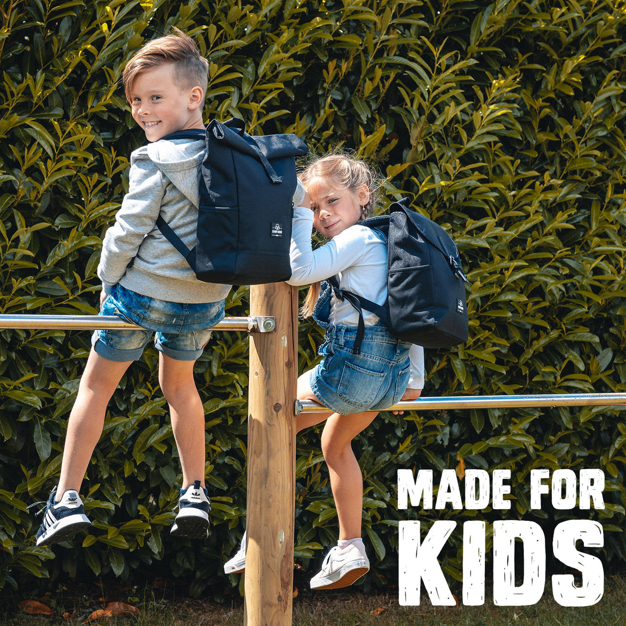 Kinderrucksack Rolltop Aaron schwarz