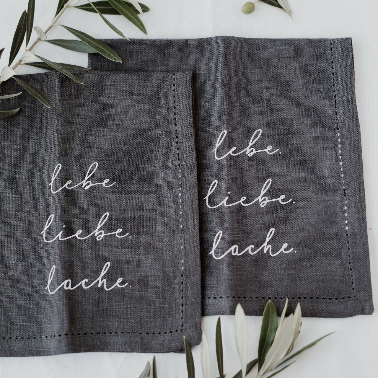 Leinen Servietten Lebe Liebe Lache im 4er Set