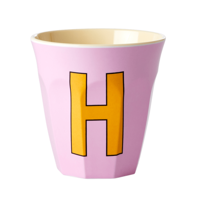 Buchstabenbecher Rosa H