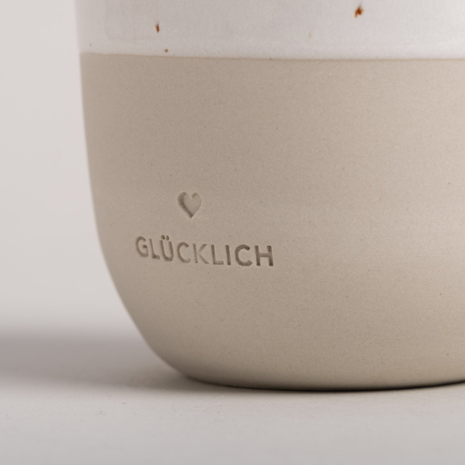 Kleiner Becher Glücklich